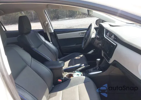 2017 Toyota Corolla Le z USA, uszkodzony, nr VIN 5YFBURHEXHP671453